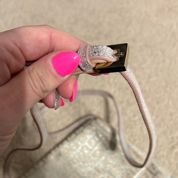 Fendi Crossbody - Picture 9 of 14